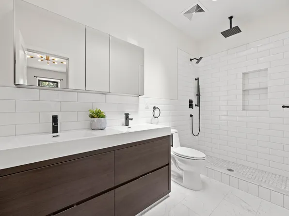 537 Halsey Street image 23 of 38