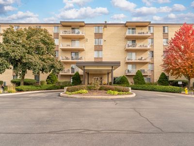 110 W Butterfield Rd APT 502S, Elmhurst, IL, 60126