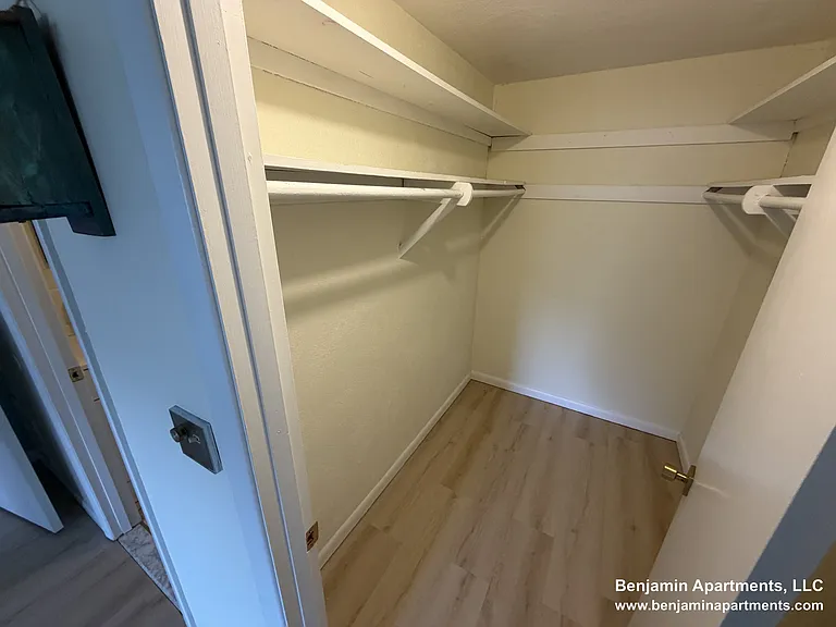 32 Whites Ave #E442 — Photo 12