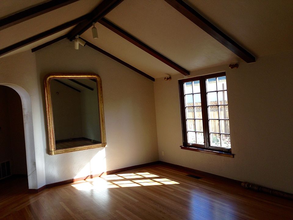 1st image of 440 Sequoia Ave