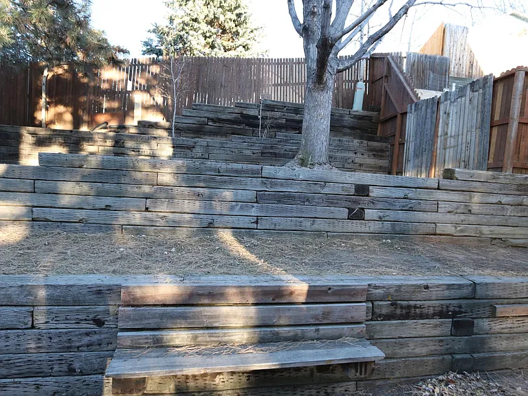 3640 Mountainside Dr — Photo 4