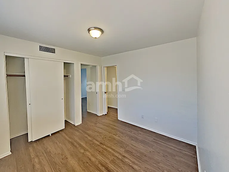 1345 N Brittany Ln — Photo 15