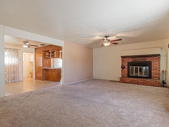 3rd image of 1221 S 10th Ave