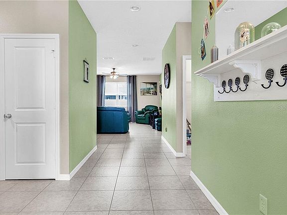 5th image of 908 La Terraza Ln
