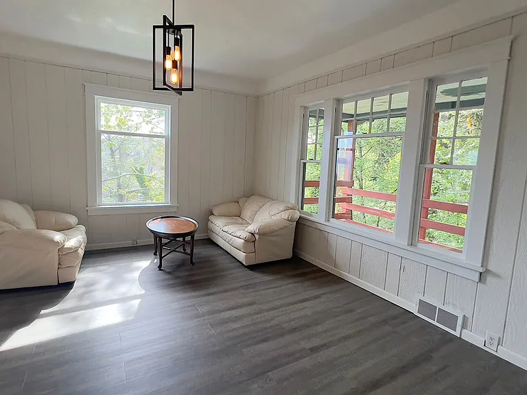334 Grand Ave — Photo 6