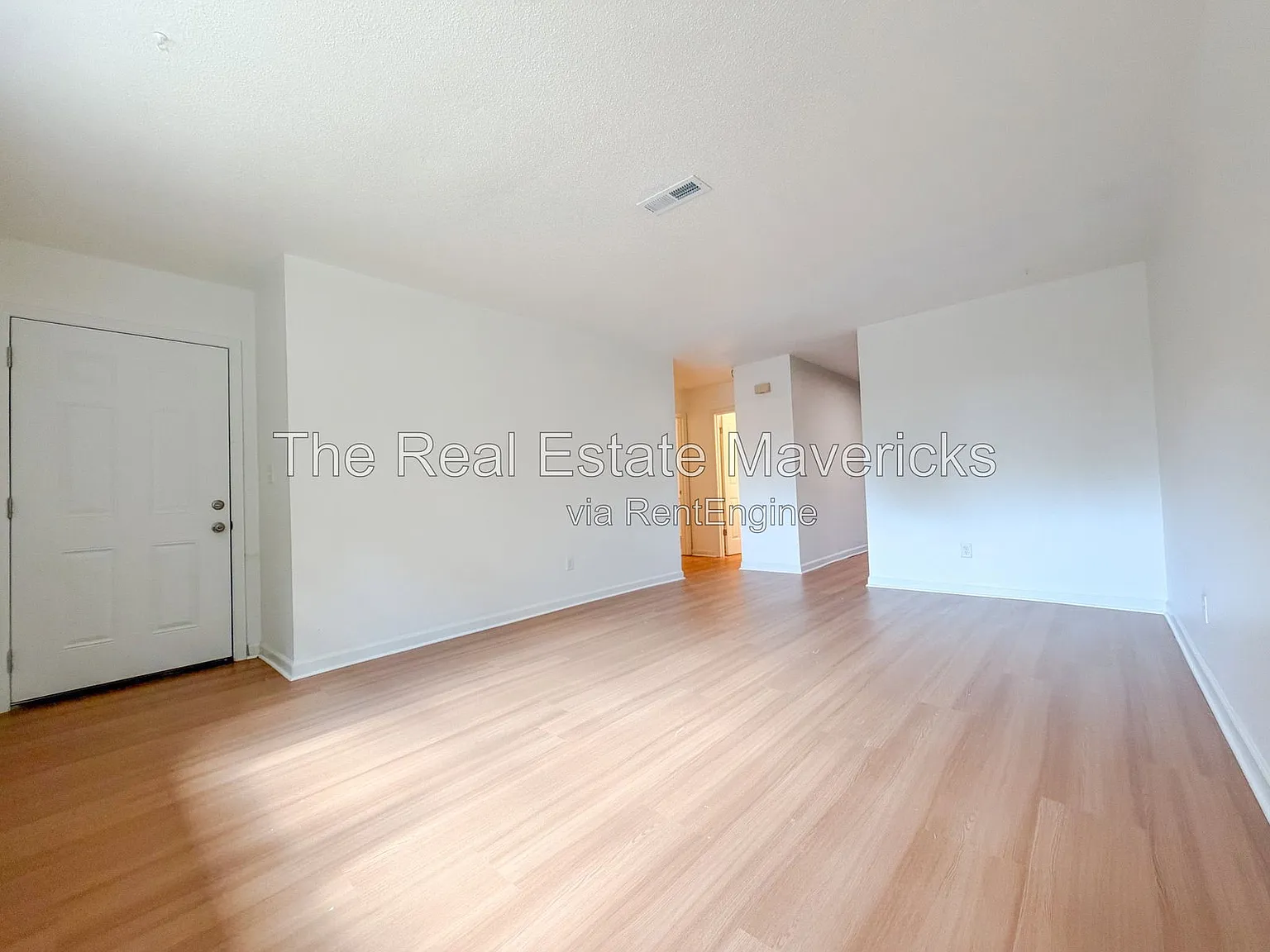 2 bed, 1.0 bath, 820 sqft, $1,250 — Photo 4
