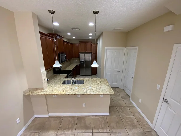 11968 Lorenza Ln — Photo 3