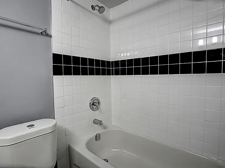 40 Stevenson Rd — Photo 26