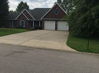 108 Beverly Ln, Dry Ridge, KY 41035