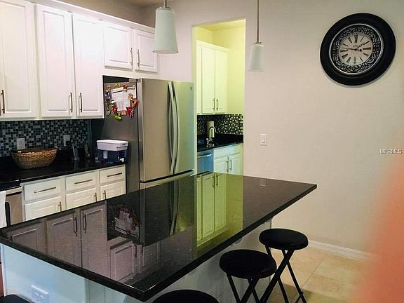 5th image of 4928 Longmeadow Park St