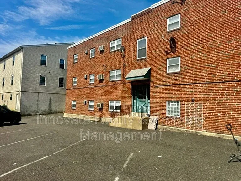 9513 Hoff St #9 — Photo 19