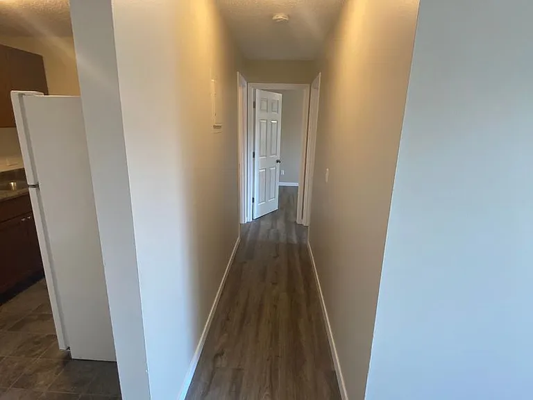 Beverly Apartments in Anoka — Photo 19