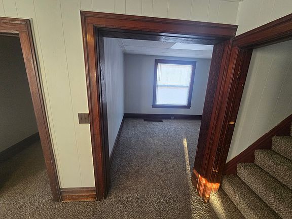 4th image of 525 Chicago St