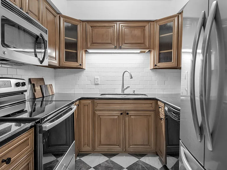 601 Boyd Mill Ave #A6 — Photo 13