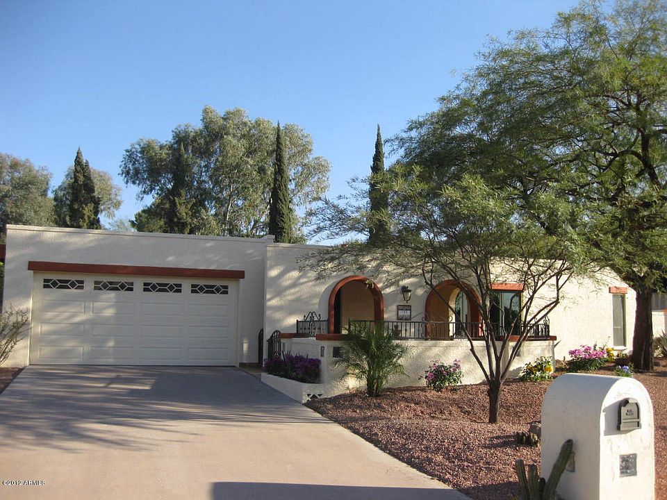 1st image of 909 W Willow Ave
