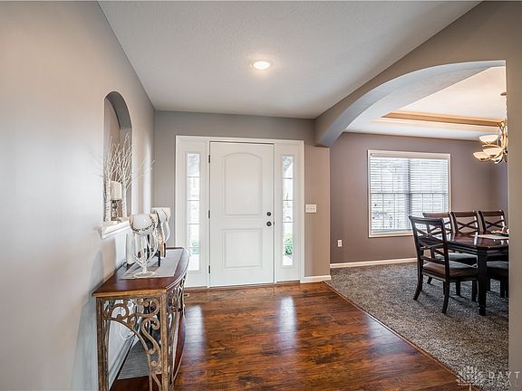 5th image of 703 Sherwood Dr