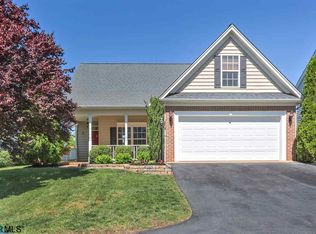 130 Deerwood Dr, Charlottesville, VA 22911