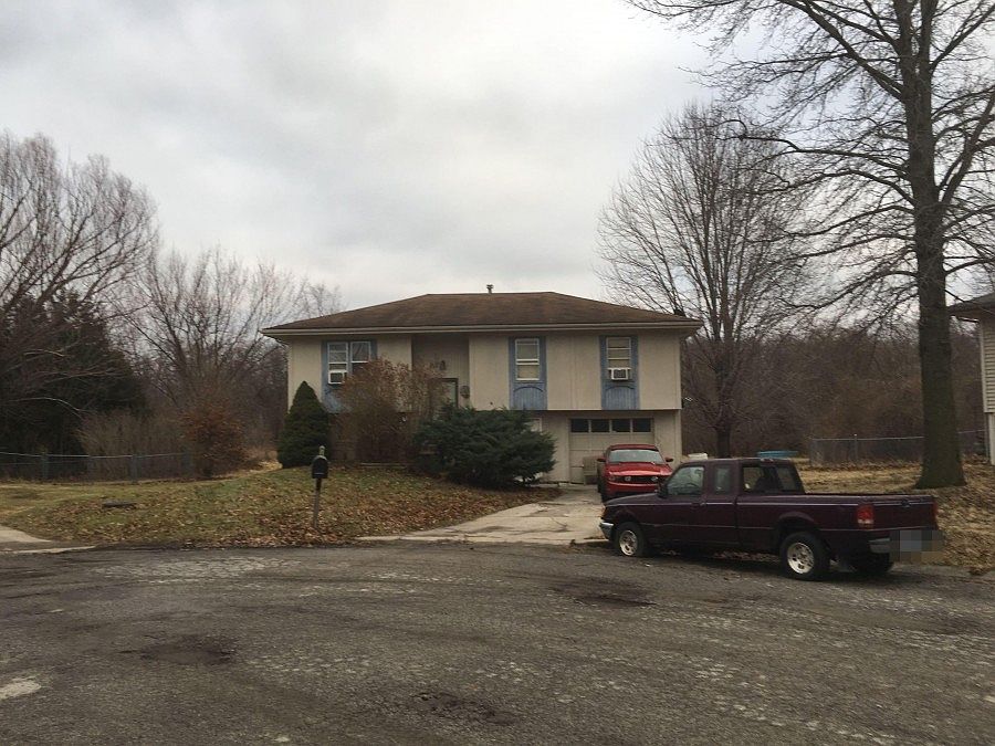 1st image of 1305 SE 20th St