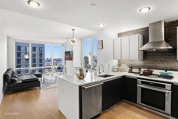 Rented by Corcoran | media 16