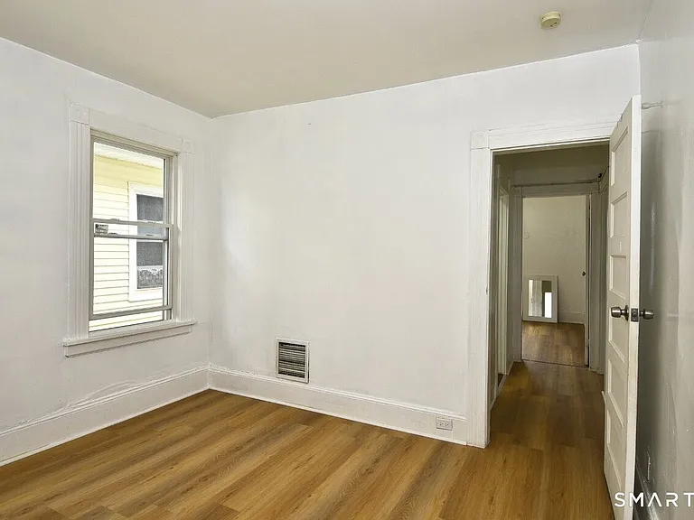 2455 North Ave — Photo 17