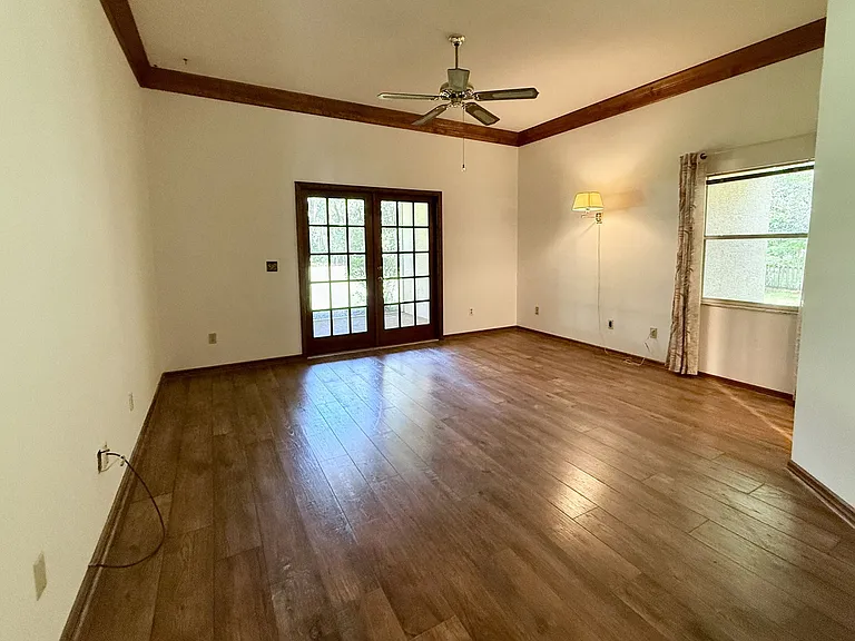 124 Estates Cir — Photo 13