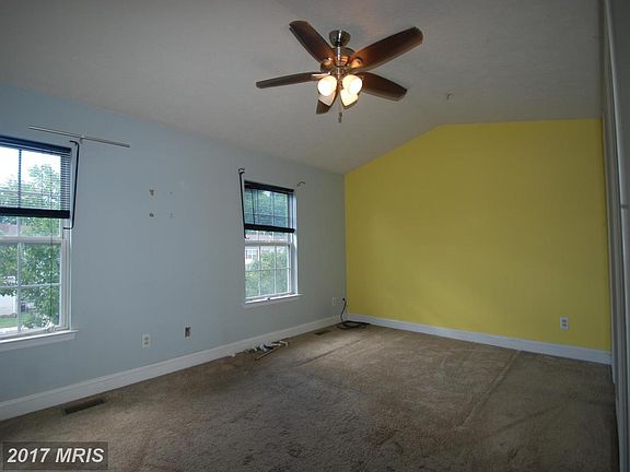 5th image of 222 Woodland Green Way