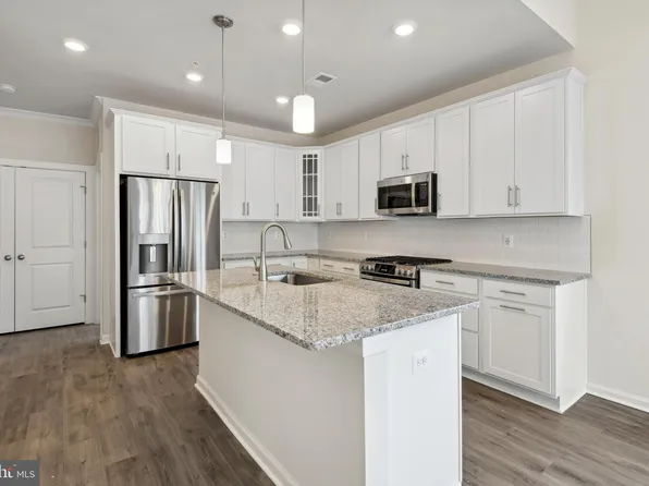 4107 Sugarberry Ln, Bowie, MD 20720