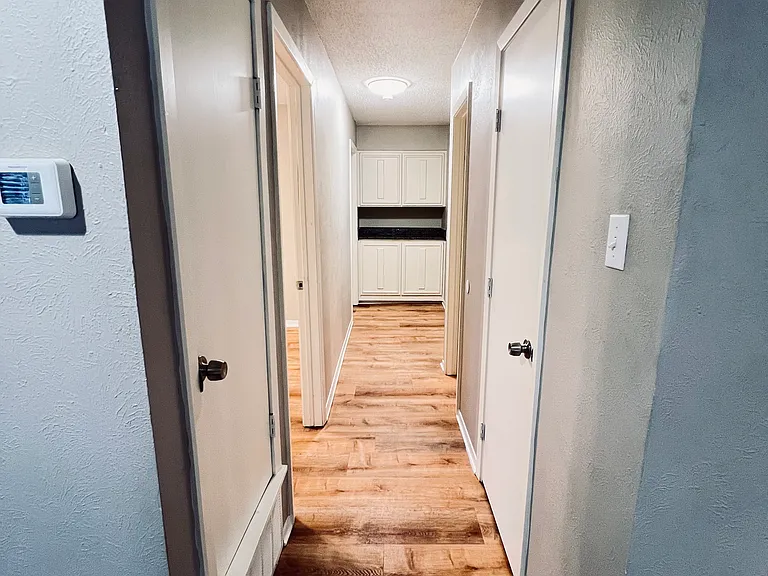 2102 Richwood Dr — Photo 15