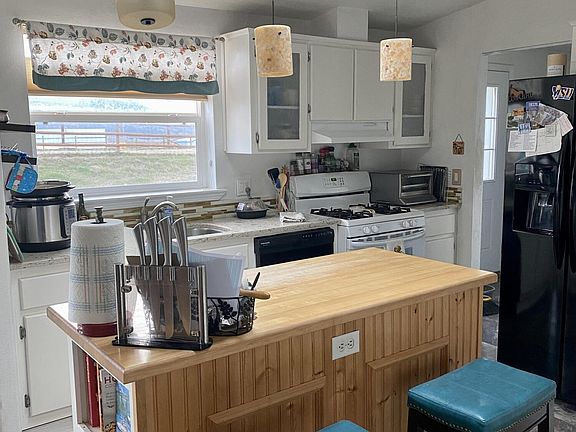 3rd image of 12197 Mocassin Ln