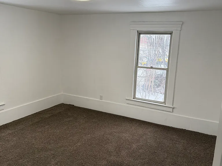 15007 Cardinal Ave — Photo 9