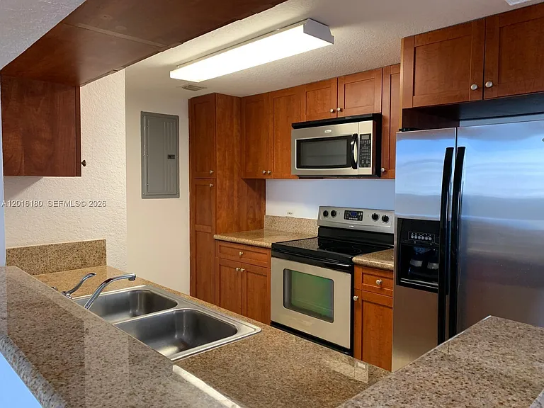 36 NW 6th Ave #1108 — Photo 15