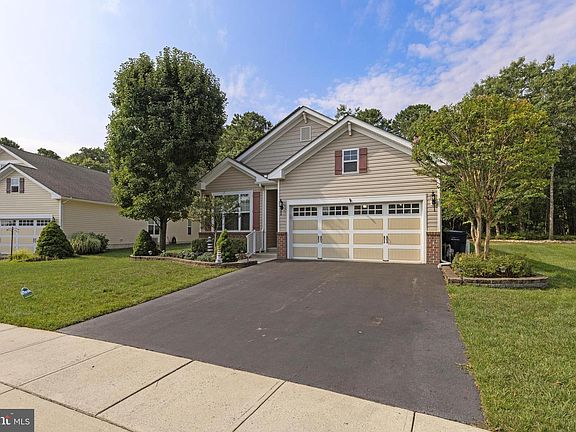 4th image of 256 Newport Way