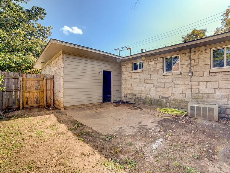 5548 S Owasso Ave — Photo 4
