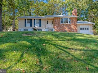 1604 Coralie Ct, Pasadena, MD 21122