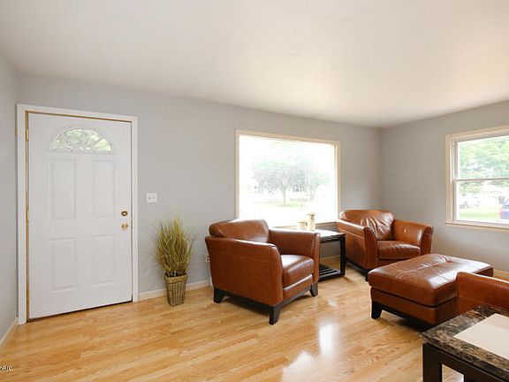16034209_3