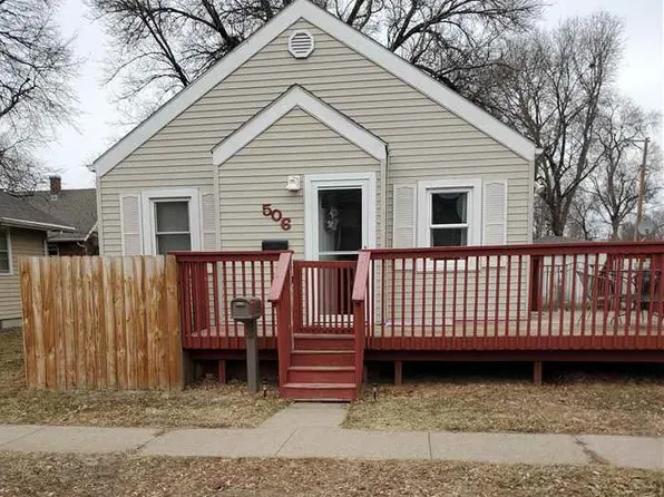 506 W 6th St, Yankton, SD 57078