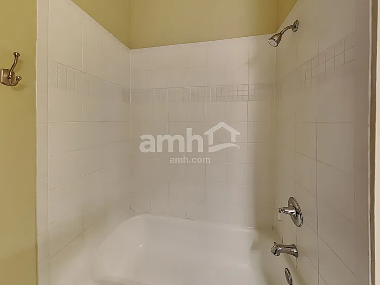172 Steiger Ct — Photo 14