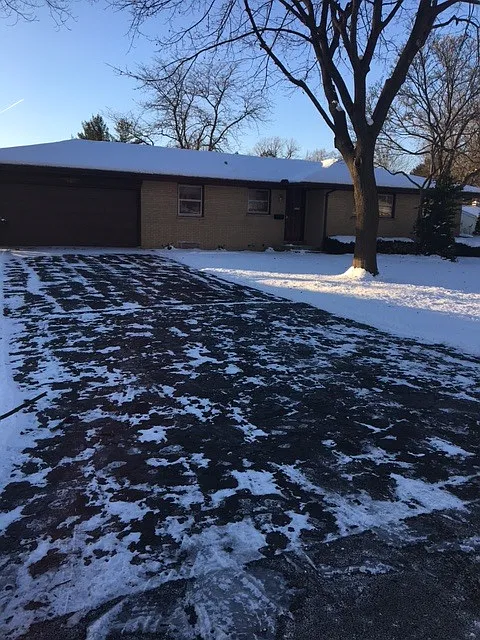4942 Woodward Ave photo 1