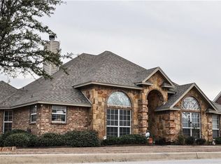 1101 Owl Dr, Decatur, TX 76234