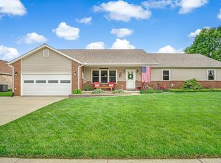 948 Ivy Ct, Troy, IL 62294
