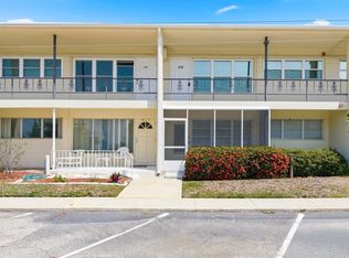 5593 40th Ave N APT 418, Kenneth City, FL 33709