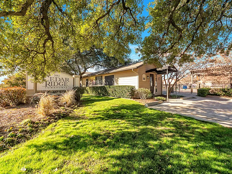 Cedar Ridge Townhomes — Photo 18