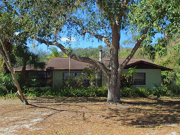 3rd image of 3837 N Indian River Dr