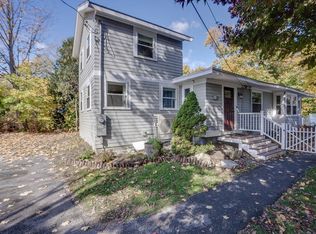 73 W Plain St, Wayland, MA 01778