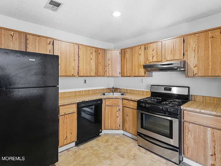 58 Frontier Way — Photo 6