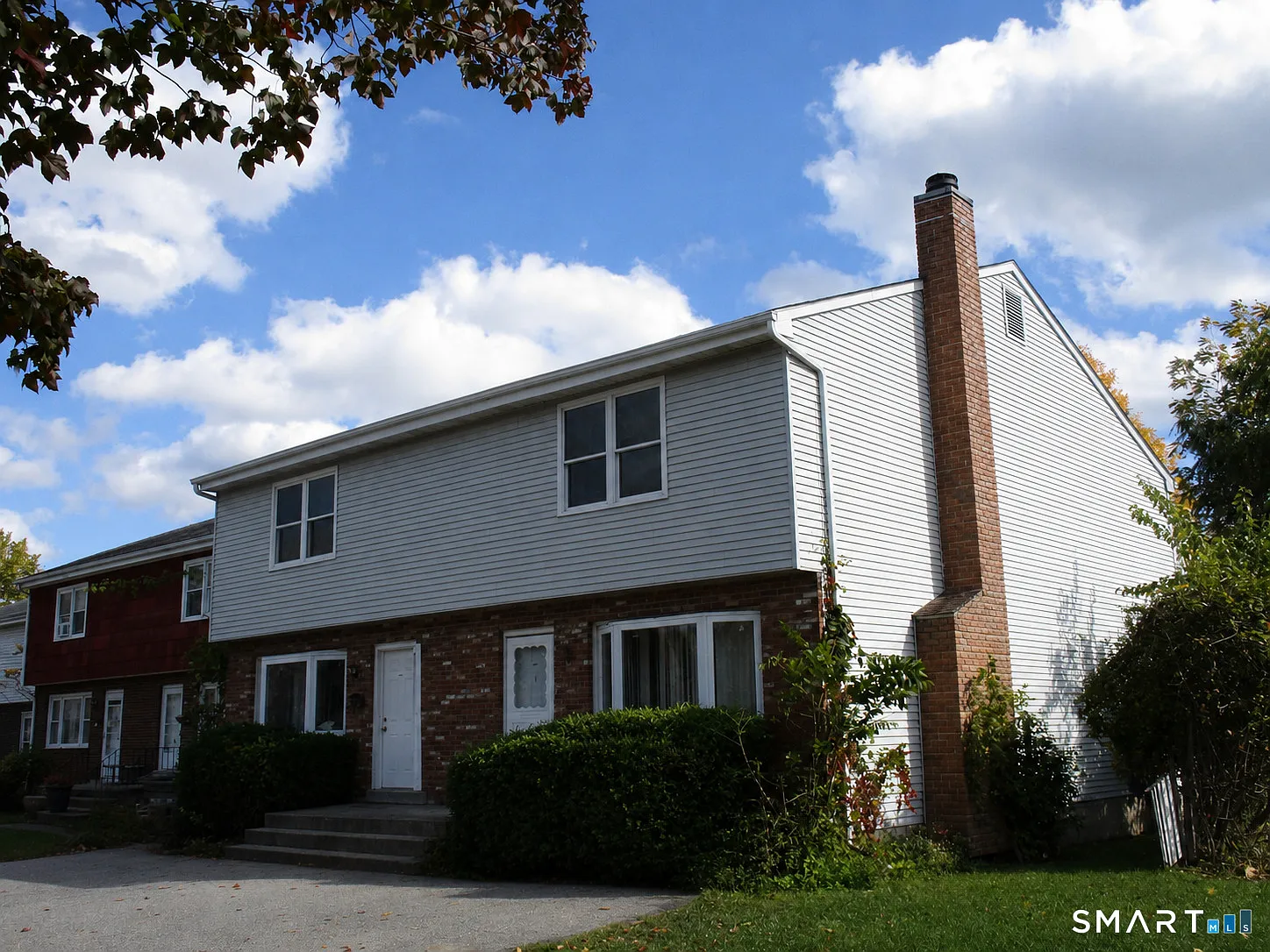 3 bed, 2.0 bath, 1700 sqft, $4,000 — Photo 1