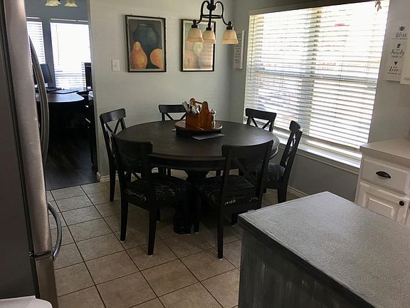5th image of 602 Fairglen Ct