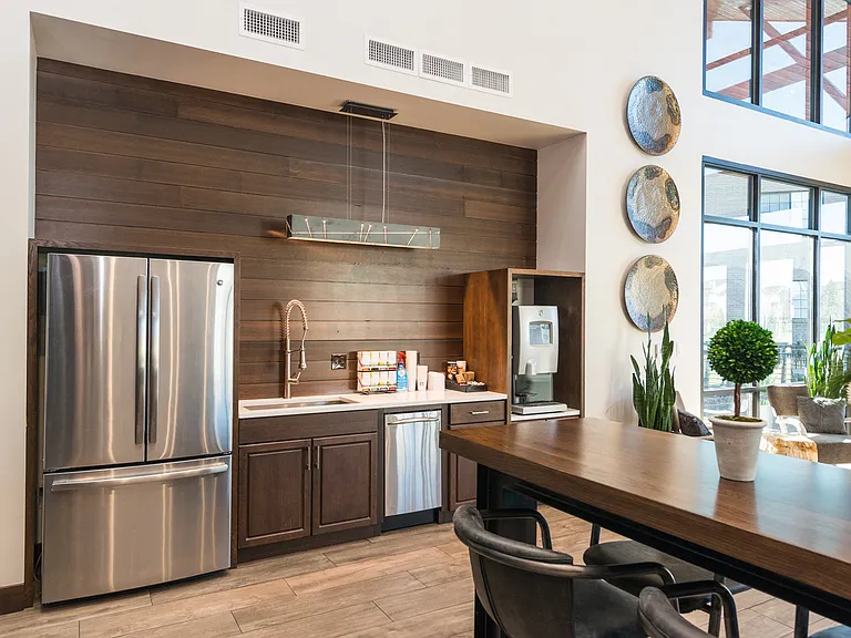 Apres Apartment Homes — Photo 23