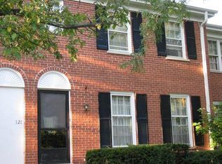 121 41st St, Downers Grove, IL 60515