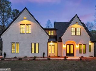 2439 Venture Dr, Gainesville, GA 30506